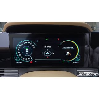 767858