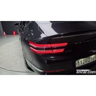 676926