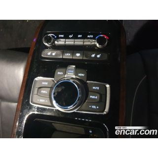 868131