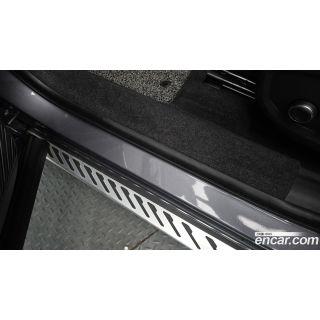 106702