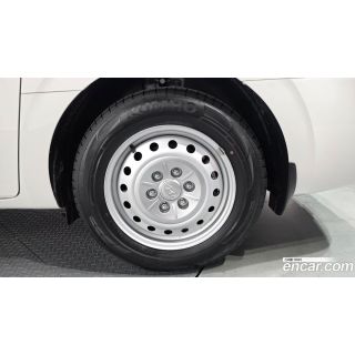 256268