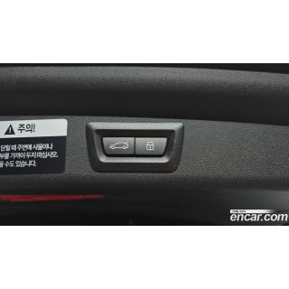 852949