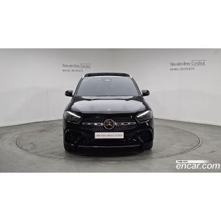 939300