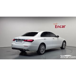 579942