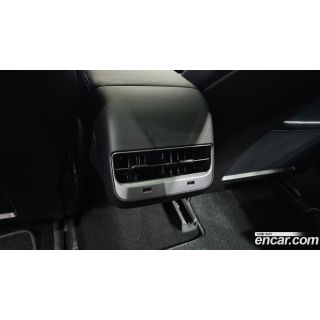 727598