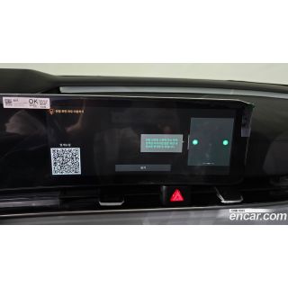 881003