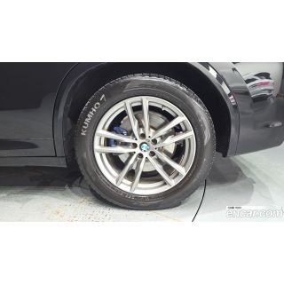 425831