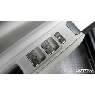 647692