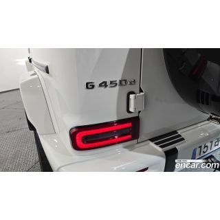 733585