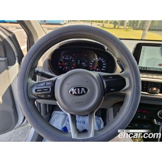 674598