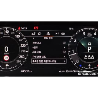 903696