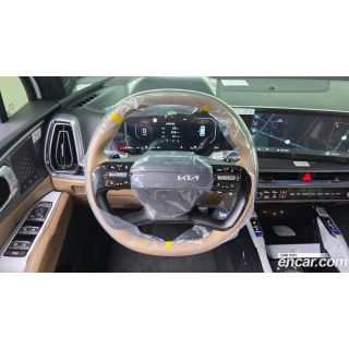 93902