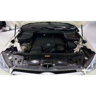 296479