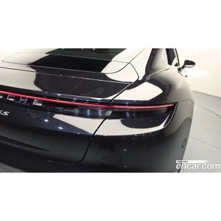864127