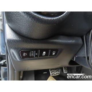 520221