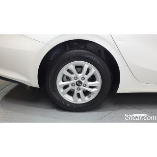 710587