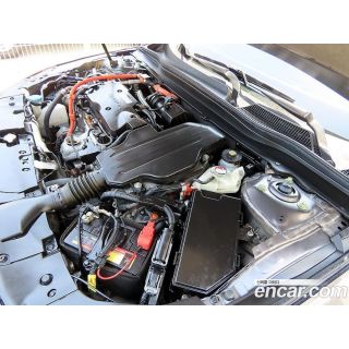 881728