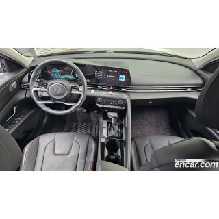 897701