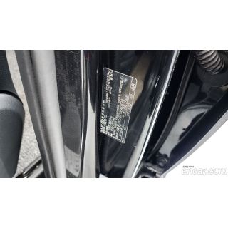 90077
