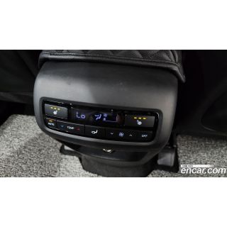 922027