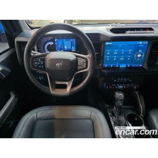 218376