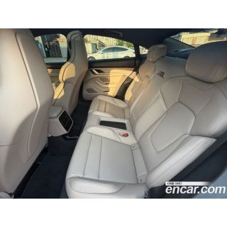 988713