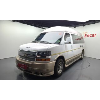 884995