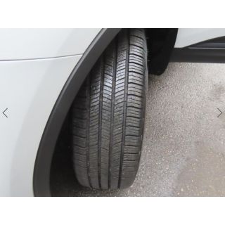 877806