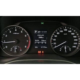 833718