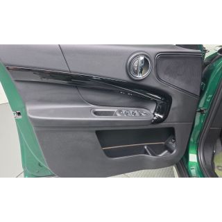 996713