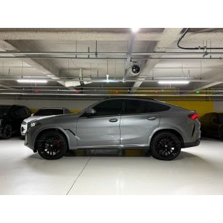 626090