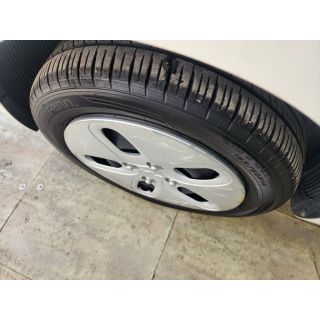 526566
