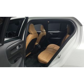 271073