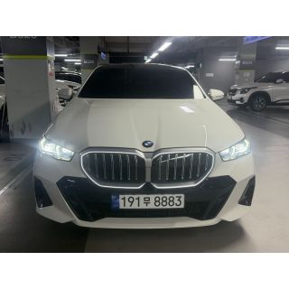 338905