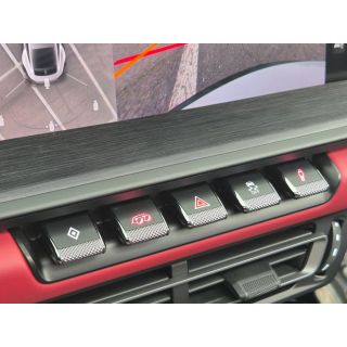 583811