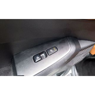 647808