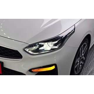 304770