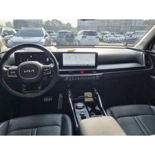 912261