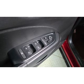 596097