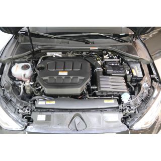 943678
