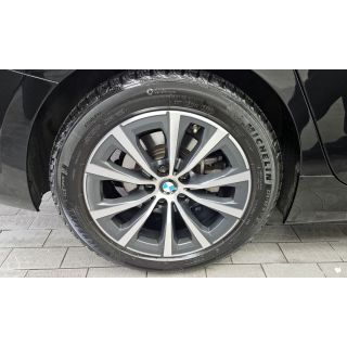 943088
