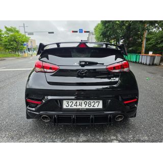 915028