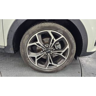 274300