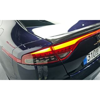 918796