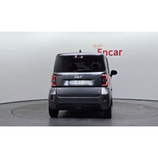 698931