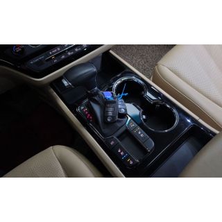 556700