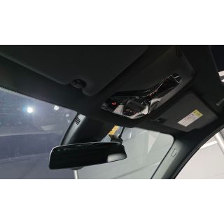 912757