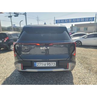 299925