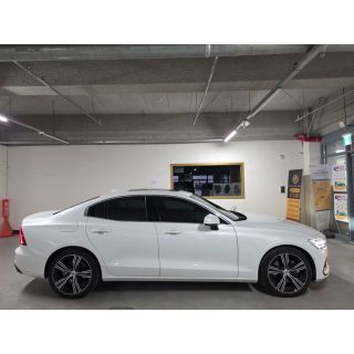 902344