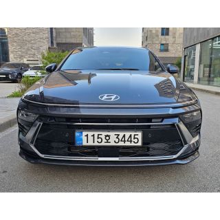695563
